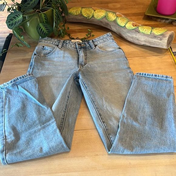 Rollas Miller Mid-High Rise Slim jeans - Picture 2 of 12